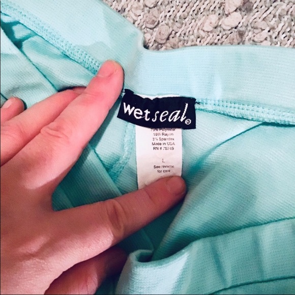 Blue circle skirt - Picture 2 of 2